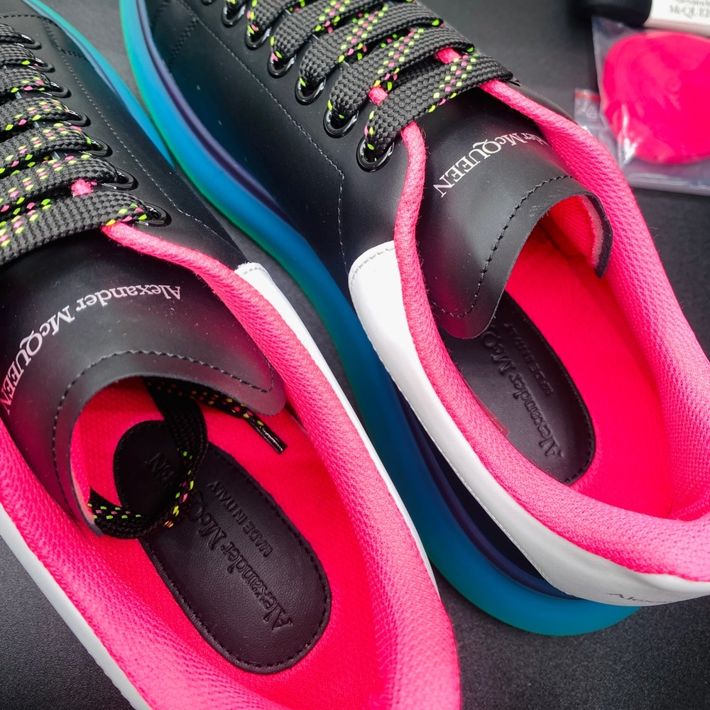 Alexander McQueen Men’s Oversized Sneakers Size 10 NWB AUTHENTIC - Picture 6 of 9